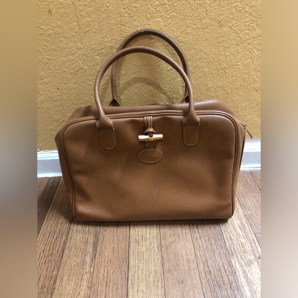 Longchamp Roseau Leather Tote Handbag {Authentic} - Picture 3 of 17